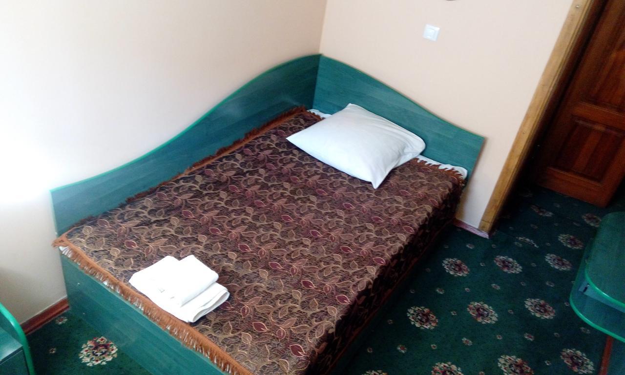 Maetok 4 Pidkovy Motel Pidberizci Kültér fotó