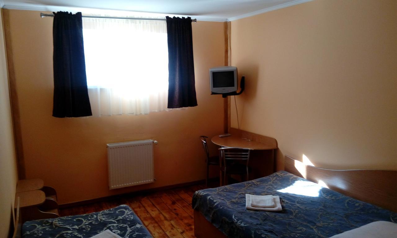 Maetok 4 Pidkovy Motel Pidberizci Kültér fotó